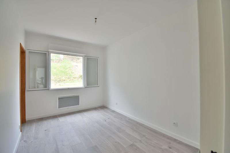 Maison - 168 m² - 7 pièces