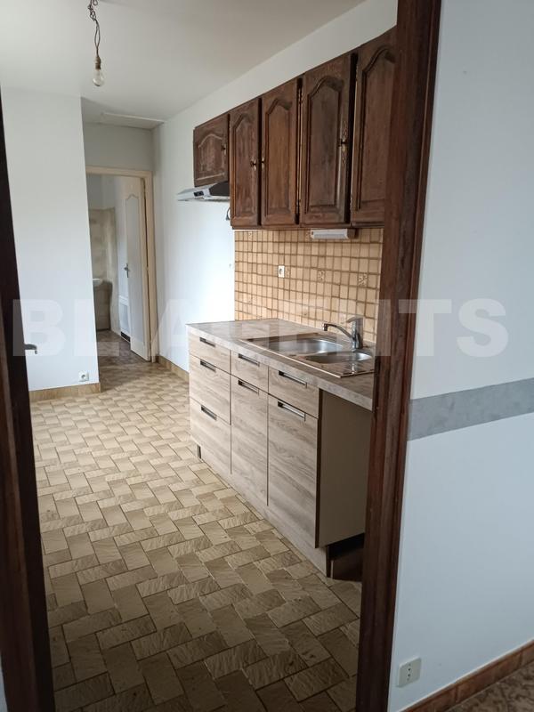 Maison de village - 84 m² - 8 pièces