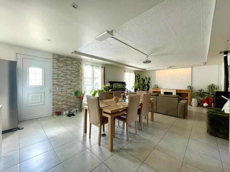 Maison - 145 m² - 6 pièces