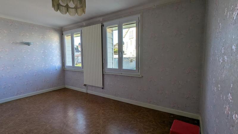 Maison - 97 m² - 6 pièces