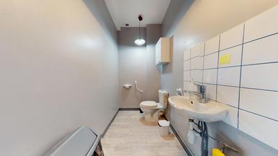 Local commercial - 57 m² - 4 pièces