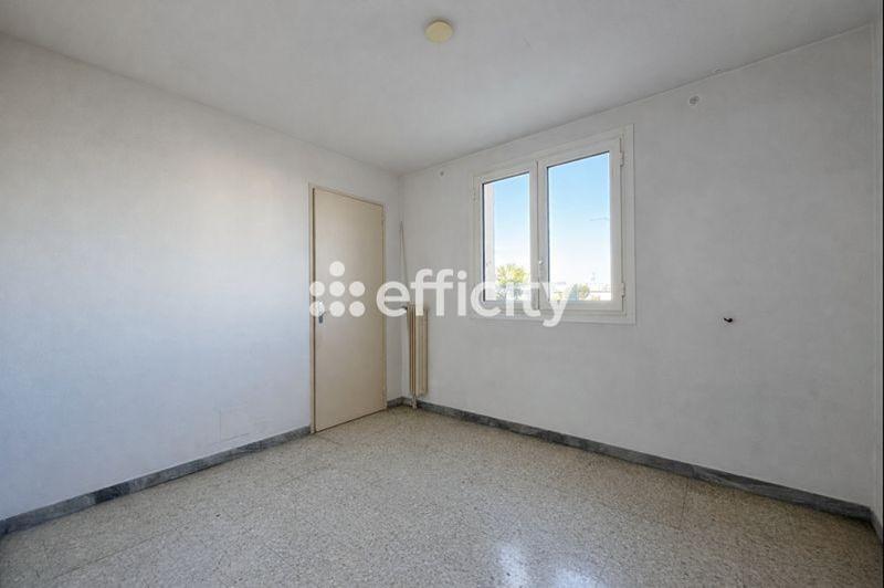 Appartement - 75 m² - 4 pièces