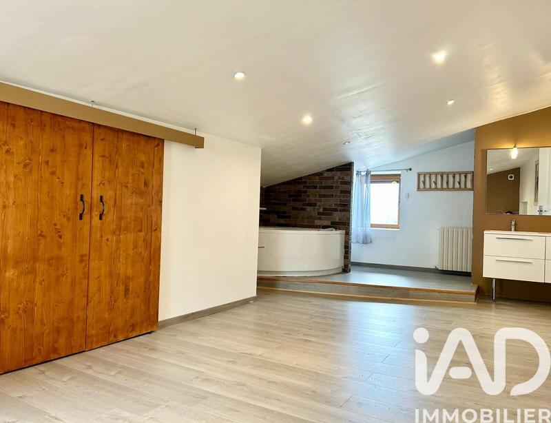 Maison - 120 m² - 6 pièces