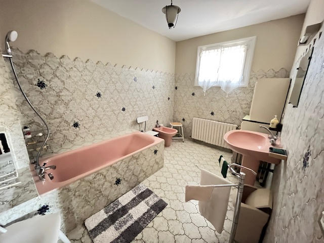 Maison - 162 m² - 6 pièces