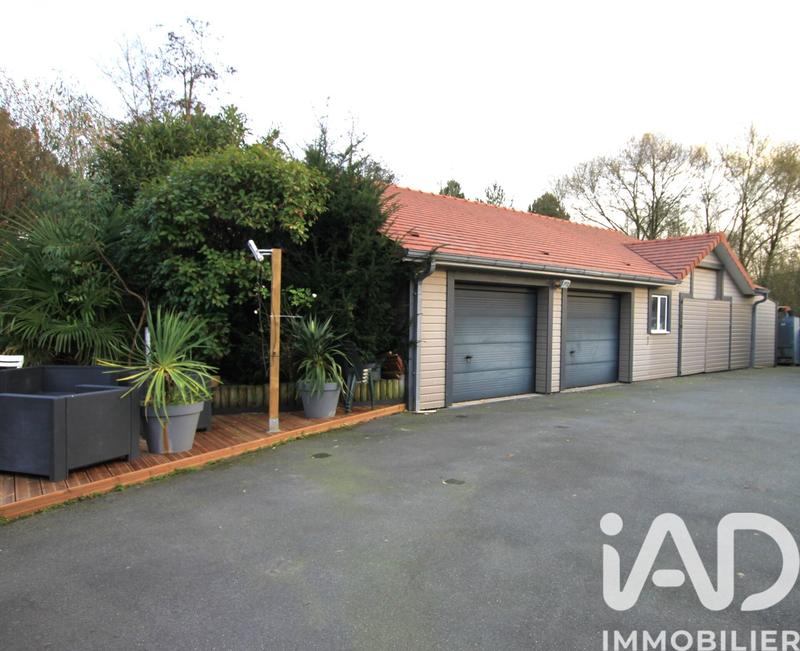 Maison de maîtres - 250 m² - 6 pièces