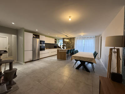 Maison - 145 m² - 6 pièces