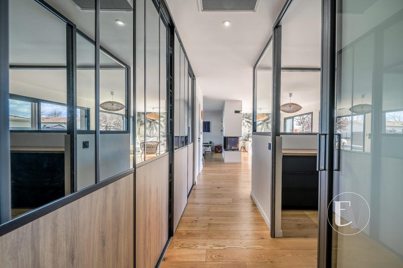 Maison contemporaine - 193 m² - 6 pièces