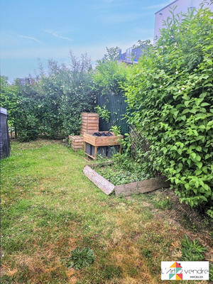 Maison traditionnelle - 80 m² - 4 pièces