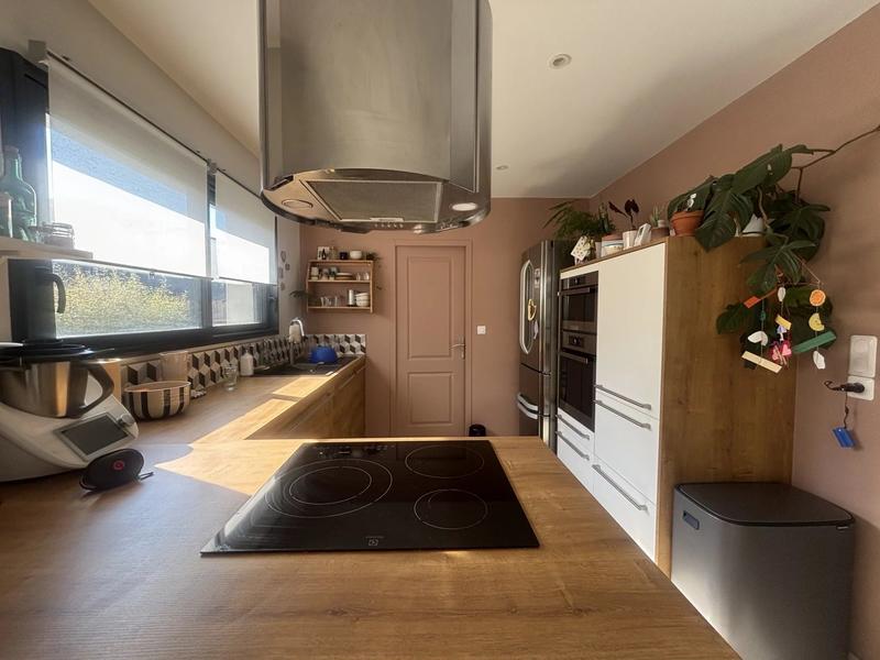 Maison - 112 m² - 7 pièces