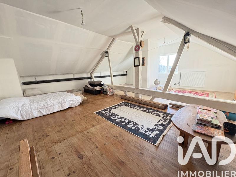 Maison - 201 m² - 6 pièces