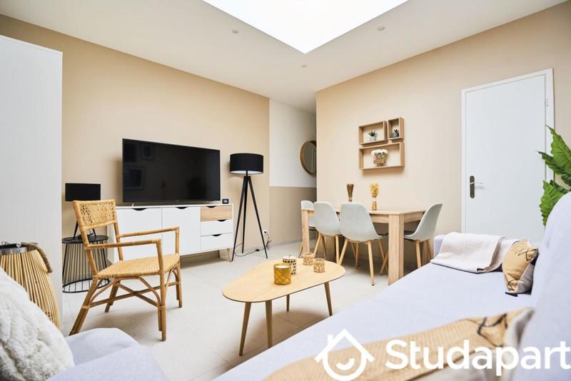 Chambre - 13 m² - 1 pièce