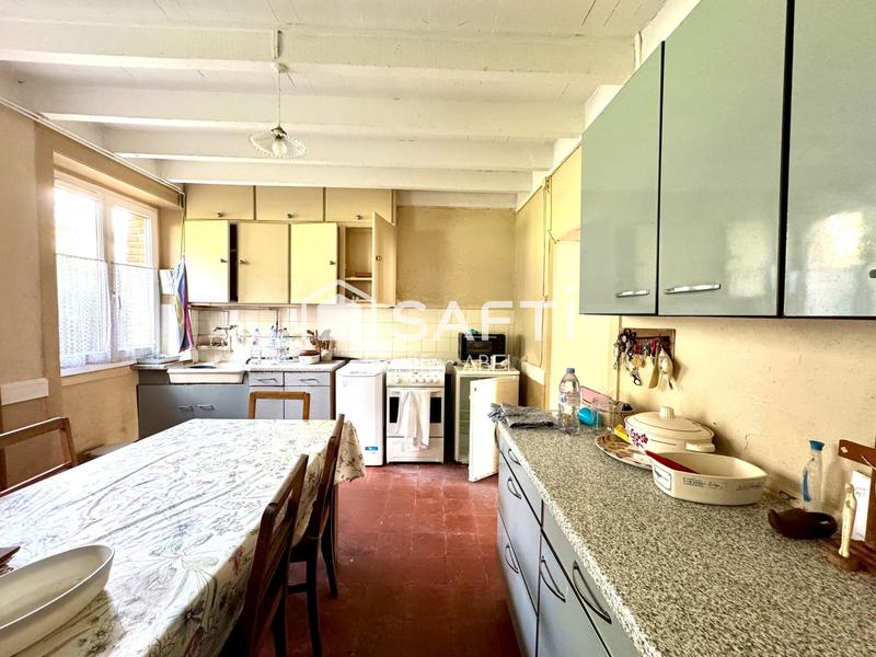 Maison - 112 m² - 8 pièces