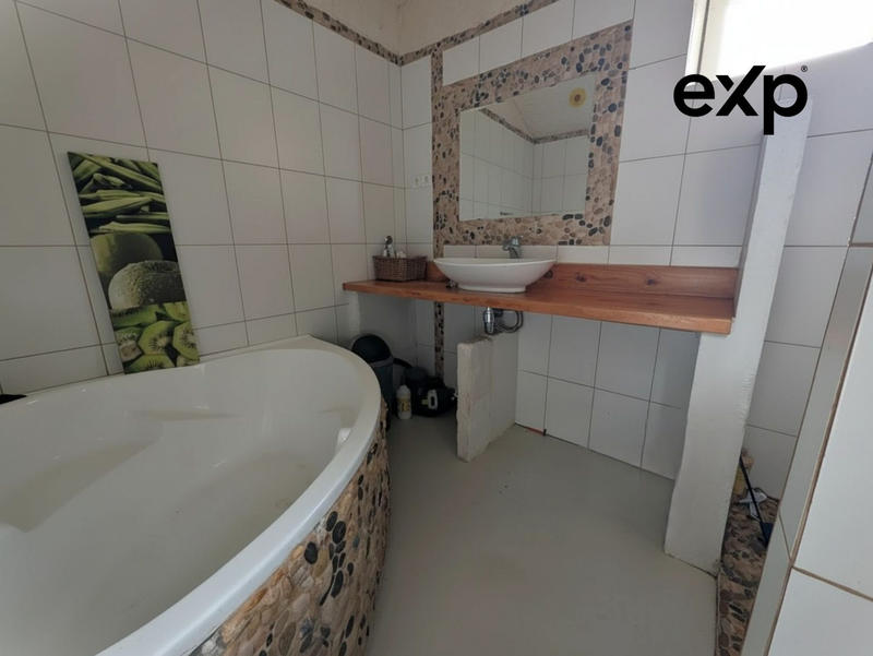 Maison ancienne - 290 m² - 8 pièces