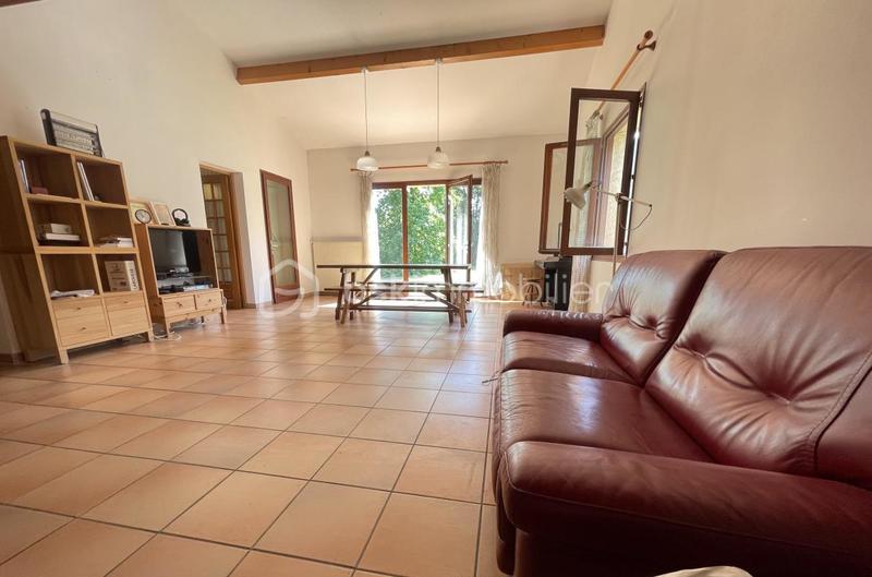 Villa - 153 m² - 6 pièces
