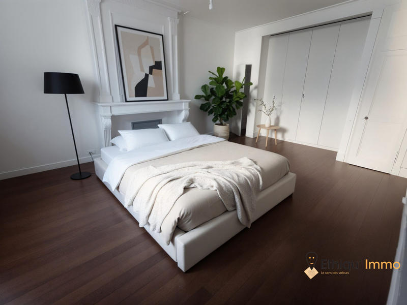 Maison - 278 m² - 8 pièces