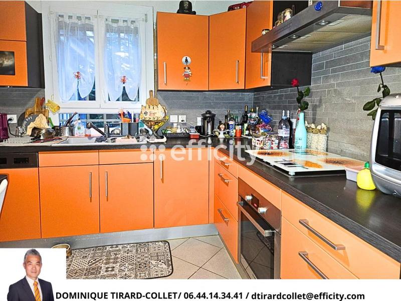 Maison - 185 m² - 6 pièces