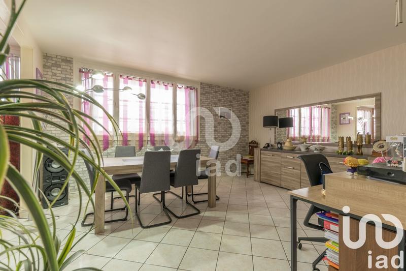 Appartement - 85 m² - 3 pièces