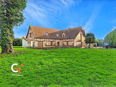 Maison - 260 m² - 6 pièces