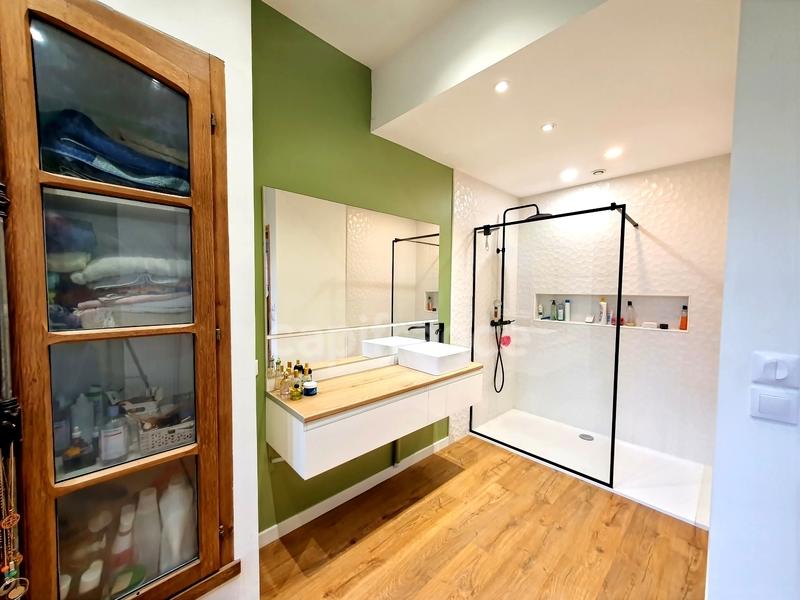 Fermette - 274 m² - 6 pièces