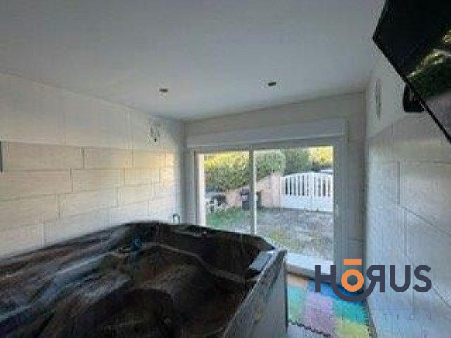 Viager - Maison - 118 m² - 5 pièces