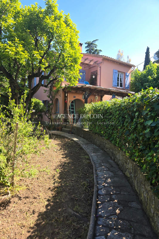 Maison - 114 m² - 5 pièces