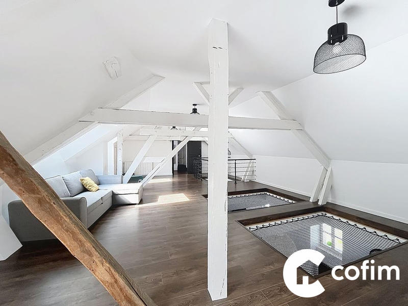 Duplex - 217 m² - 5 pièces