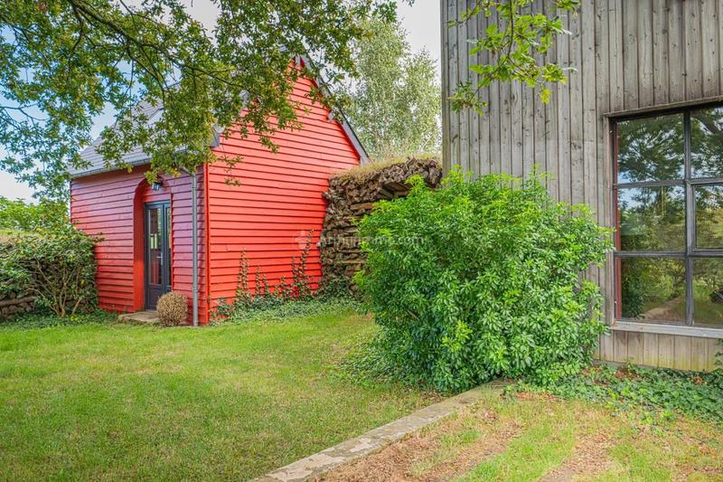 Maison - 214 m² - 10 pièces