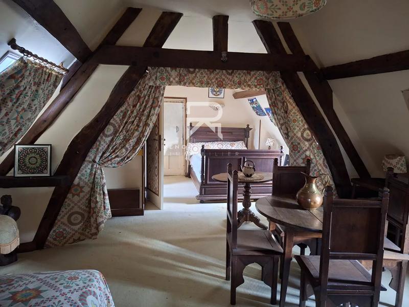 Maison - 140 m² - 7 pièces