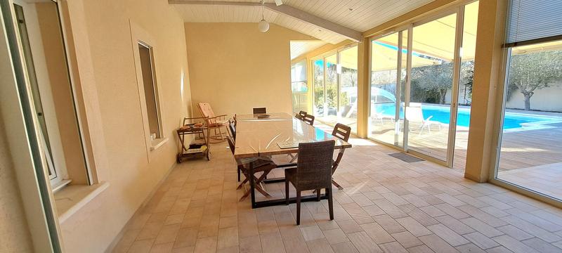 Villa - 218 m² - 7 pièces