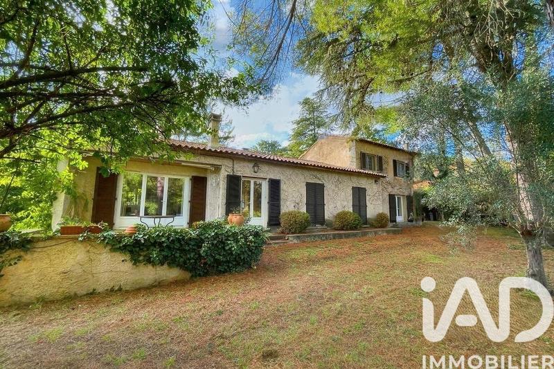 Maison - 192 m² - 8 pièces