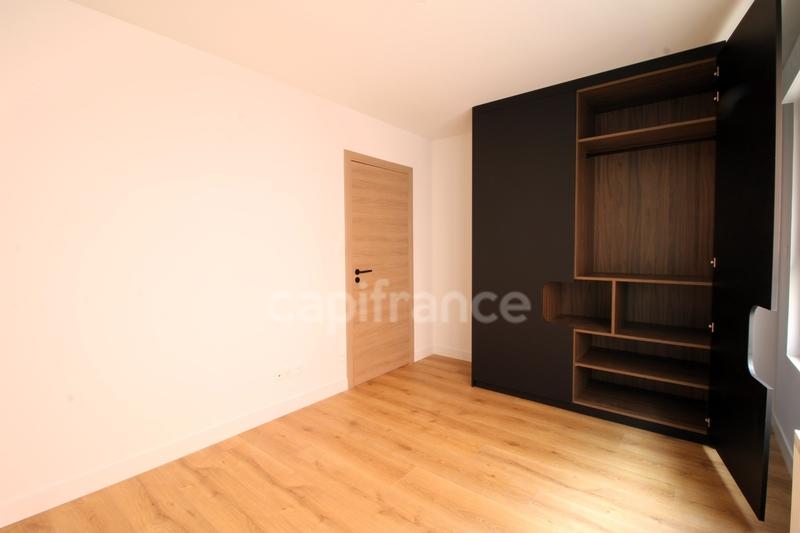 Appartement - 140 m² - 5 pièces