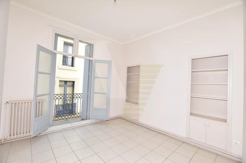 Appartement - 83 m² - 3 pièces
