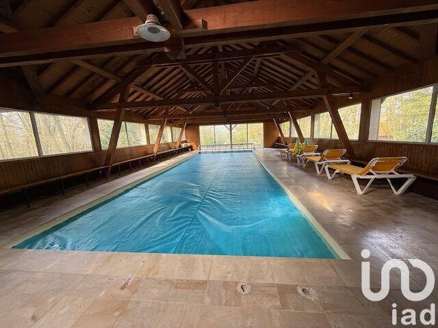 Maison - 387 m² - 13 pièces