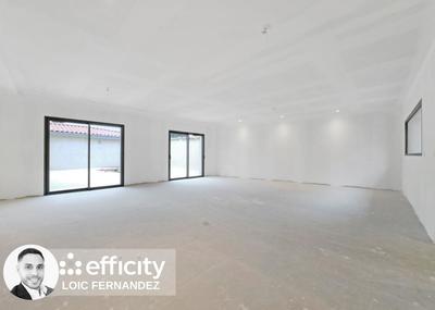 Maison - 153 m² - 5 pièces