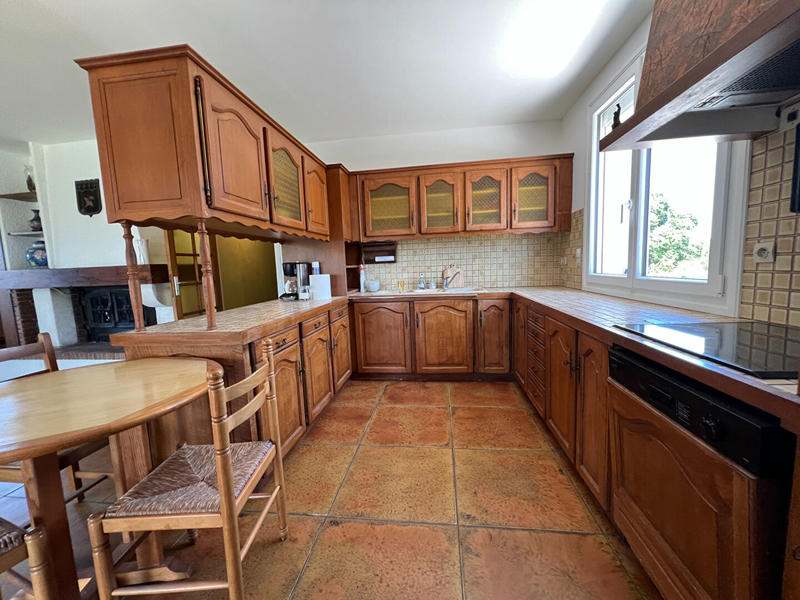 Maison - 306 m² - 11 pièces