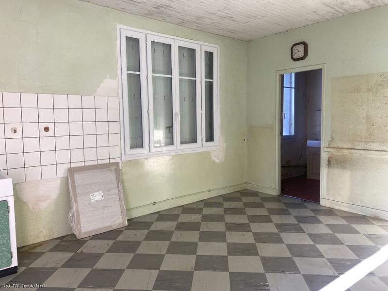 Corps de ferme - 210 m² - 7 pièces