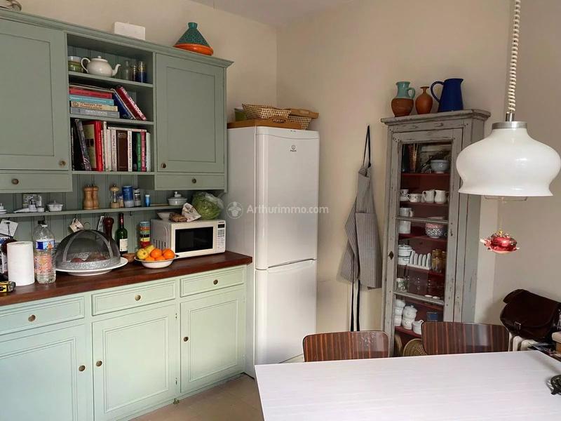 Maison - 237 m² - 10 pièces