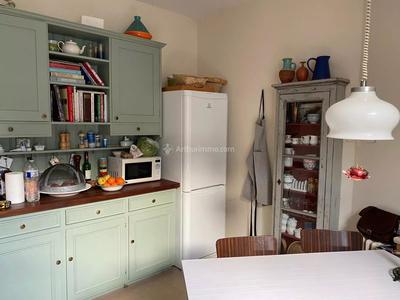 Maison - 237 m² - 10 pièces