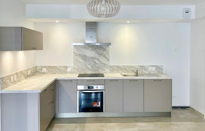 Appartement - 99 m² - 3 pièces