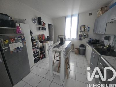 Appartement - 65 m² - 3 pièces