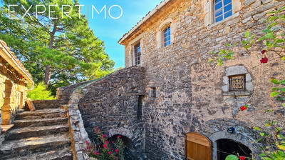 Maison - 160 m² - 9 pièces