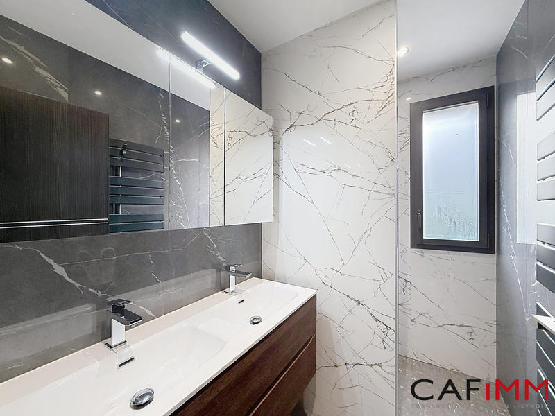 Maison contemporaine - 114 m² - 4 pièces