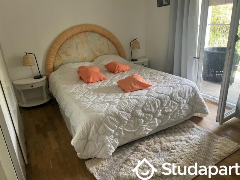 Chambre - 9 m² - 1 pièce