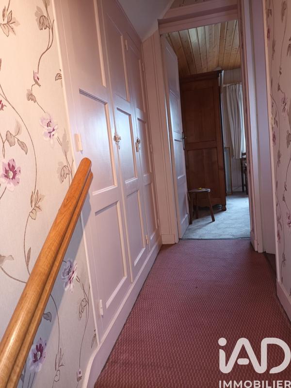 Maison - 95 m² - 5 pièces