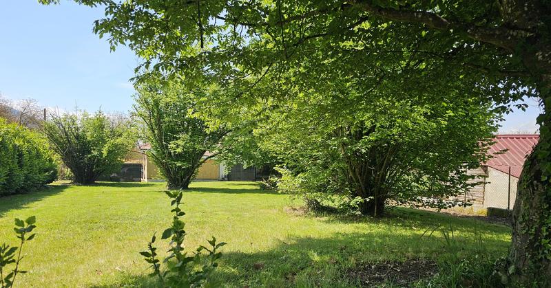 Terrain constructible - 566 m²