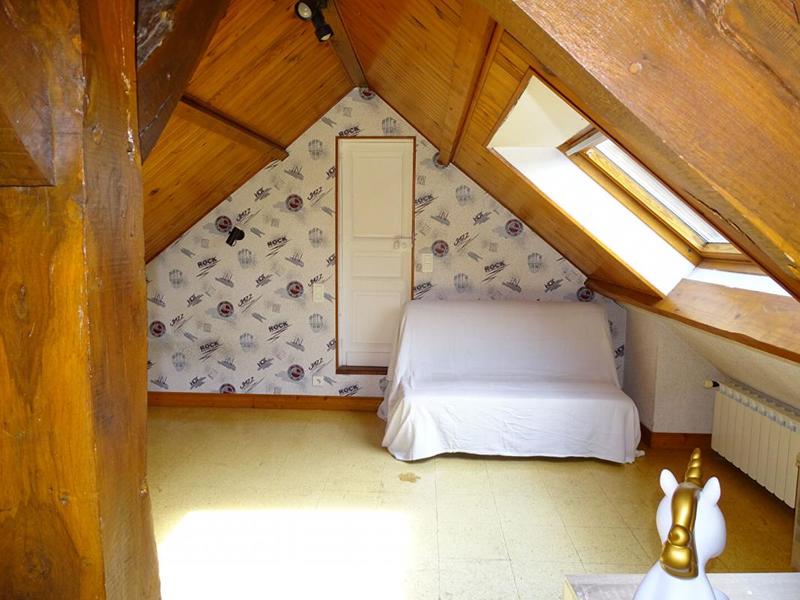 Maison - 234 m² - 11 pièces