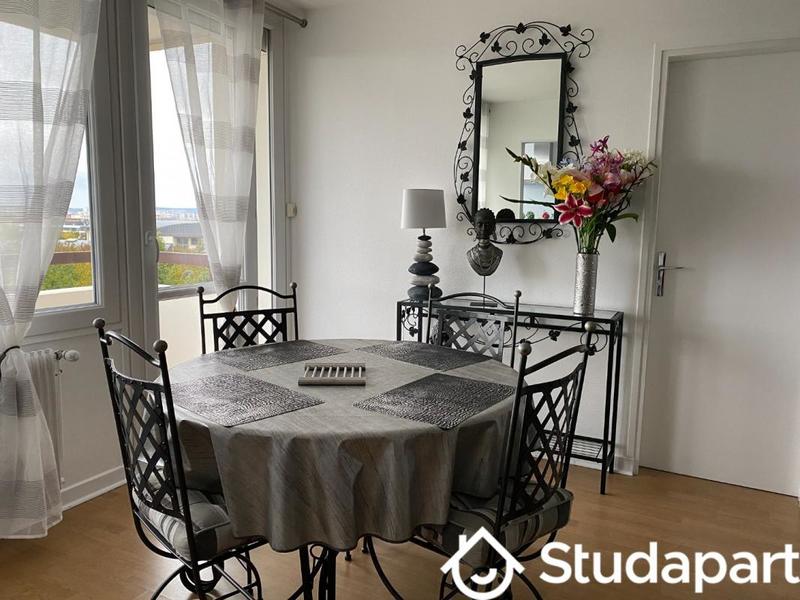 Appartement - 60 m² - 2 pièces