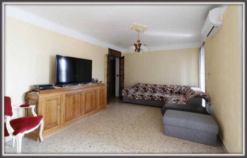 Appartement - 86 m² - 5 pièces