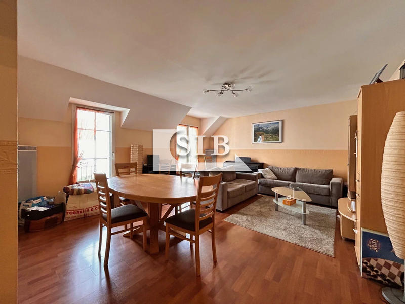 Appartement - 86 m² - 4 pièces