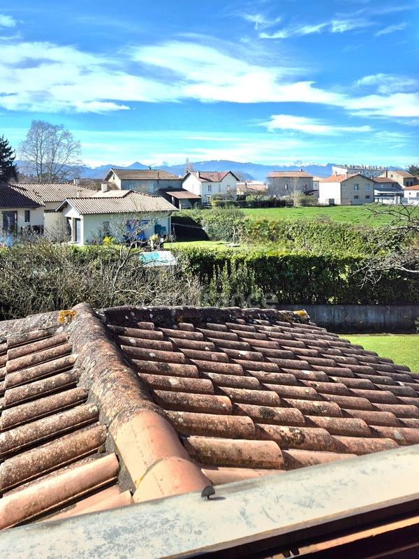 Maison - 200 m² - 6 pièces